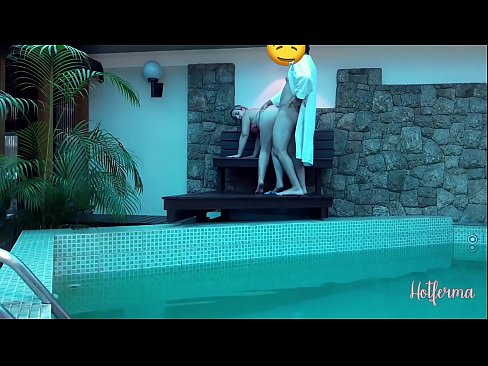 ❤️ Boss xizmetkarê vedixwîne hewzê, lê nikarî li ber germiyekê bisekine ❤ Porno li ku.passiveincome1.ru